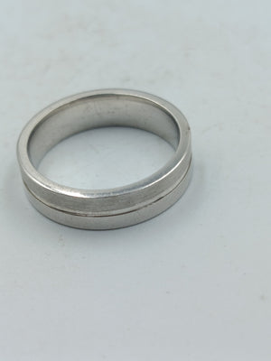 Eleganter Bandring aus 925 Silber mit feiner Liniengravur Gr 53