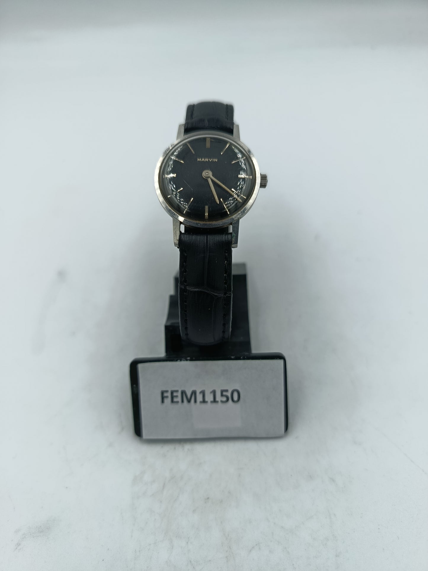 Marvin Damen Uhr vintage schwarz rund mechanisch Swiss Made