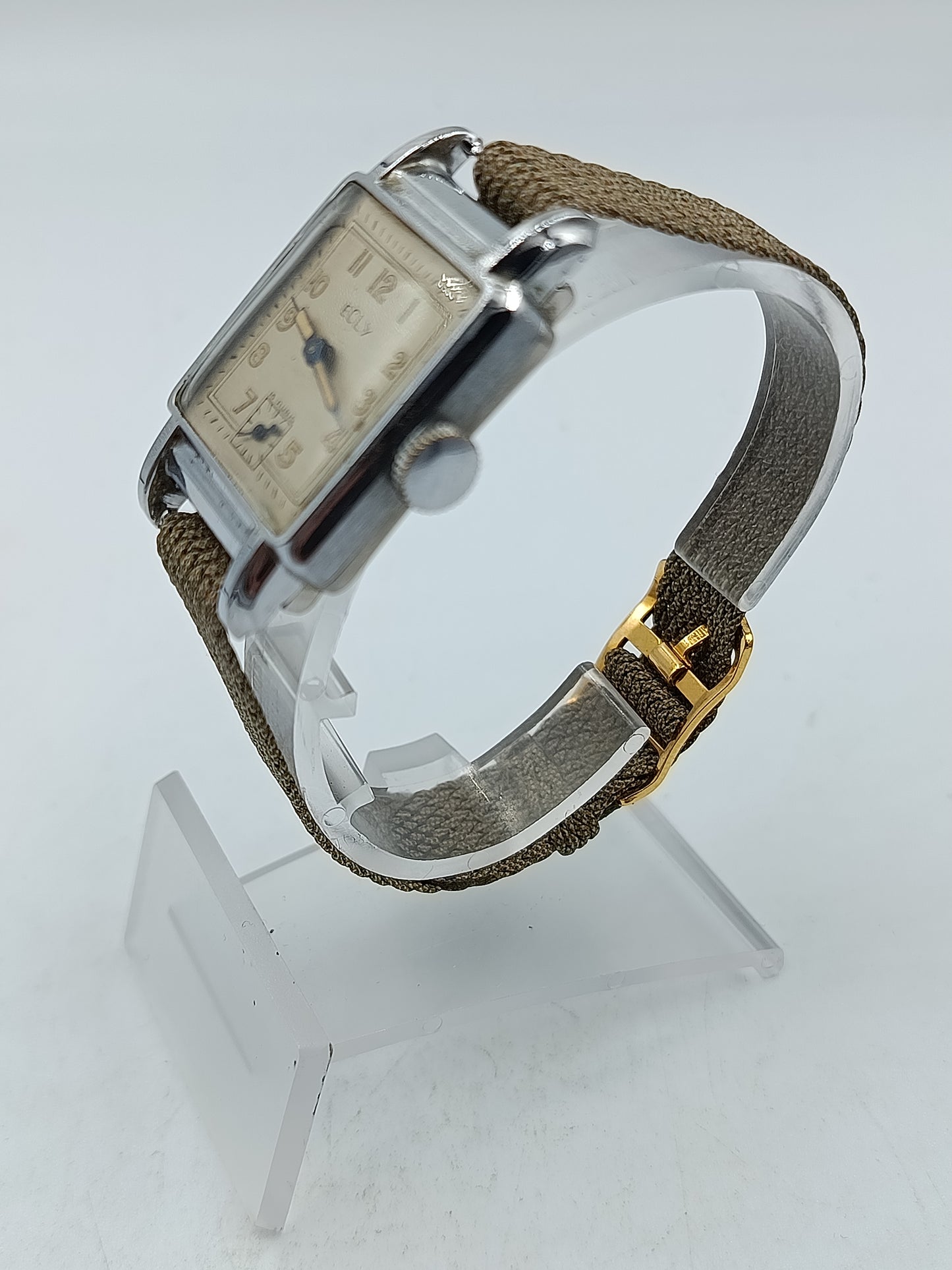 Vintage Damen Armbanduhr Ecly mit eckigem Retro Zifferblatt und Stoffarmband