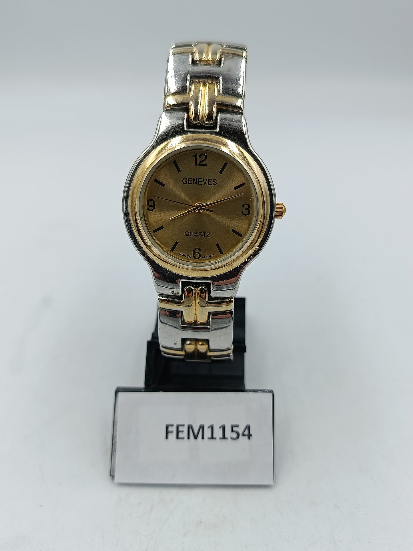 Elegante Geneves Armbanduhr mit gold silber Design und Quarzwerk