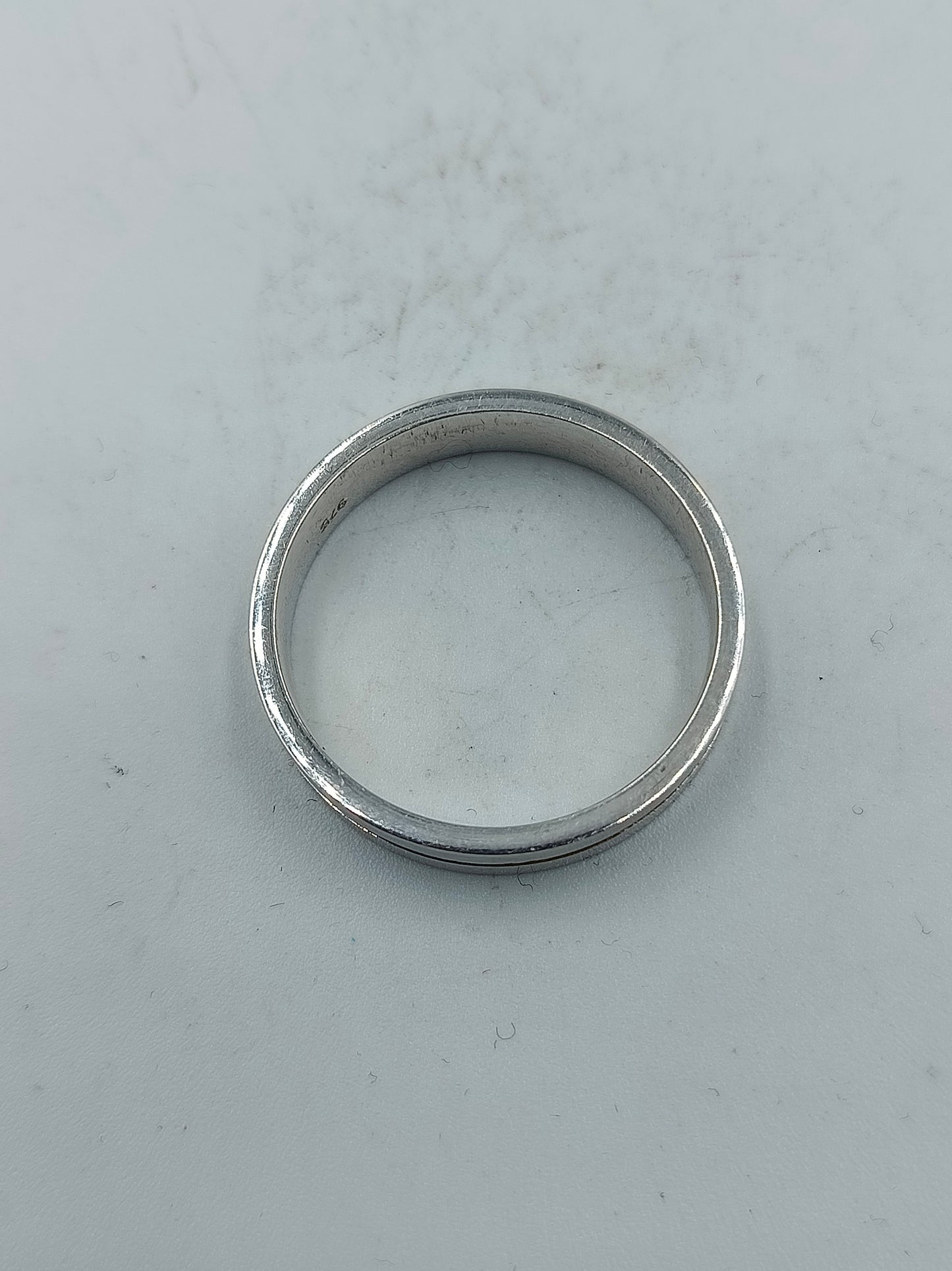 Zeitloser 925 Silberring in Groesse 70 mit eleganter Verarbeitung und hochwertiger Materialqualitaet