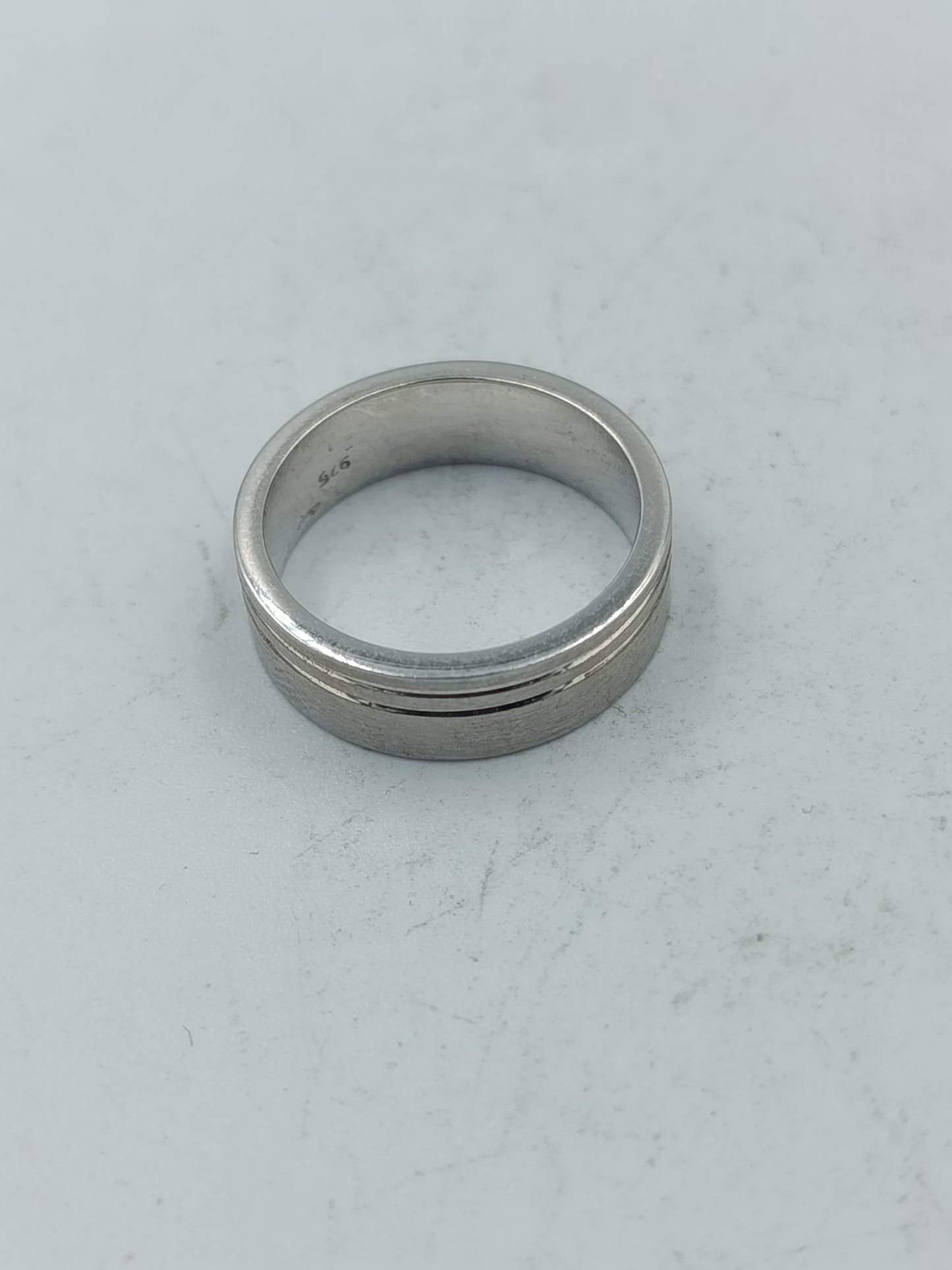 Klassischer 925er Sterlingsilber Bandring schlichtes Design