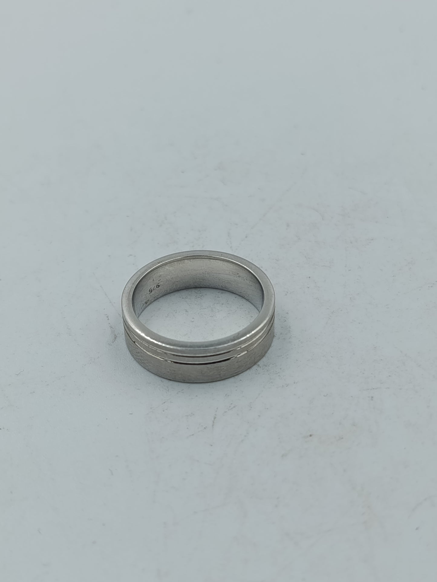 Klassischer 925er Sterlingsilber Bandring schlichtes Design