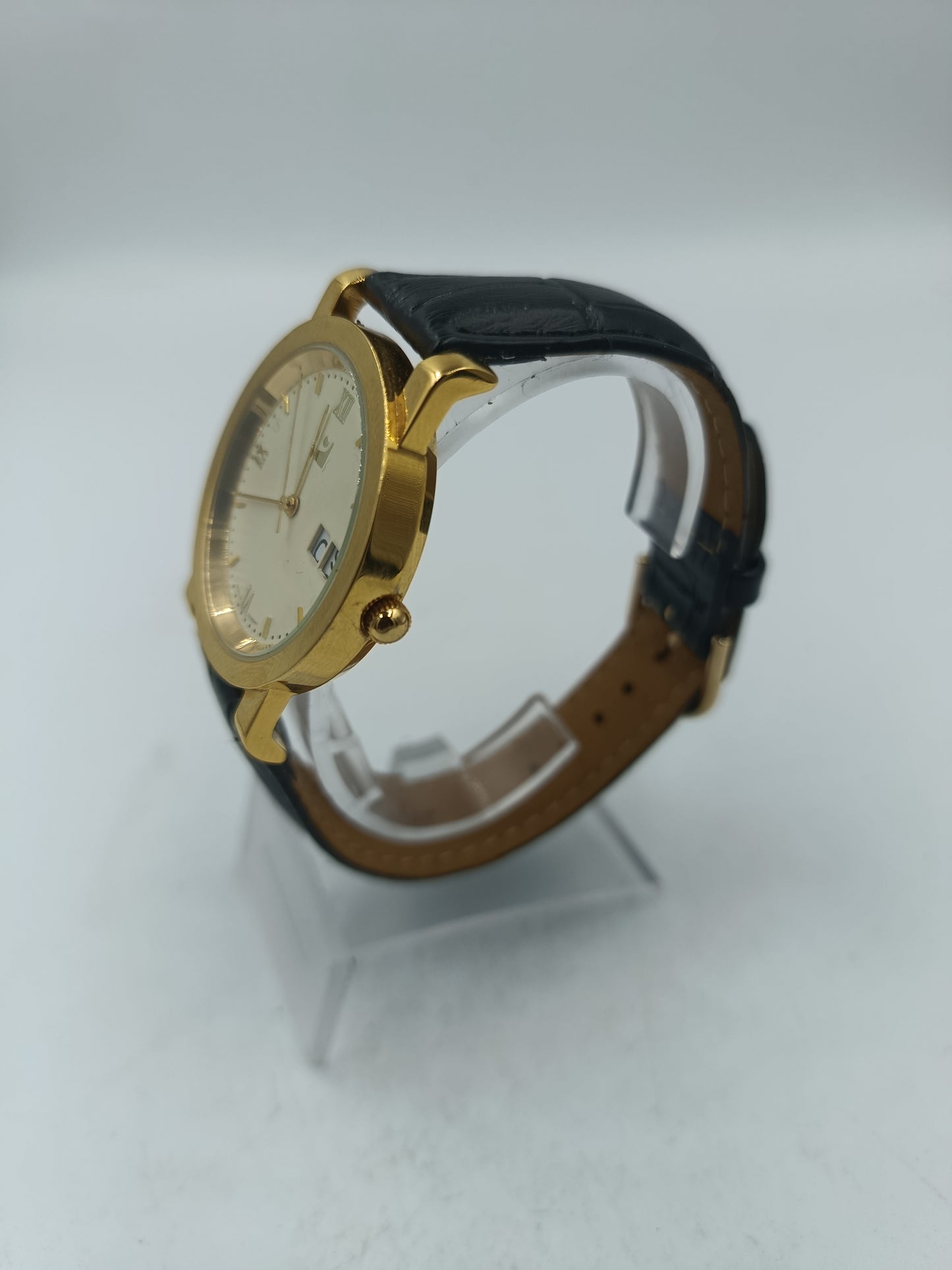 Klassische Boliwa Herren Quarzuhr goldenes Gehäuse