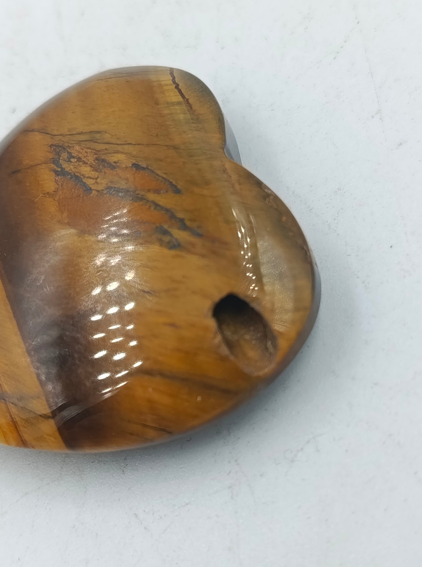 Herz Anhaenger aus echtem Tigerauge Naturstein Unikat