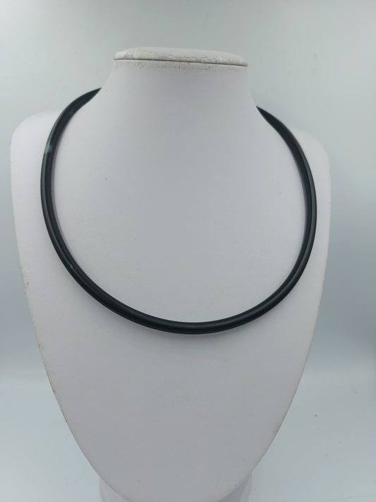 Schwarze Choker Halskette zeitloses schlichtes Design