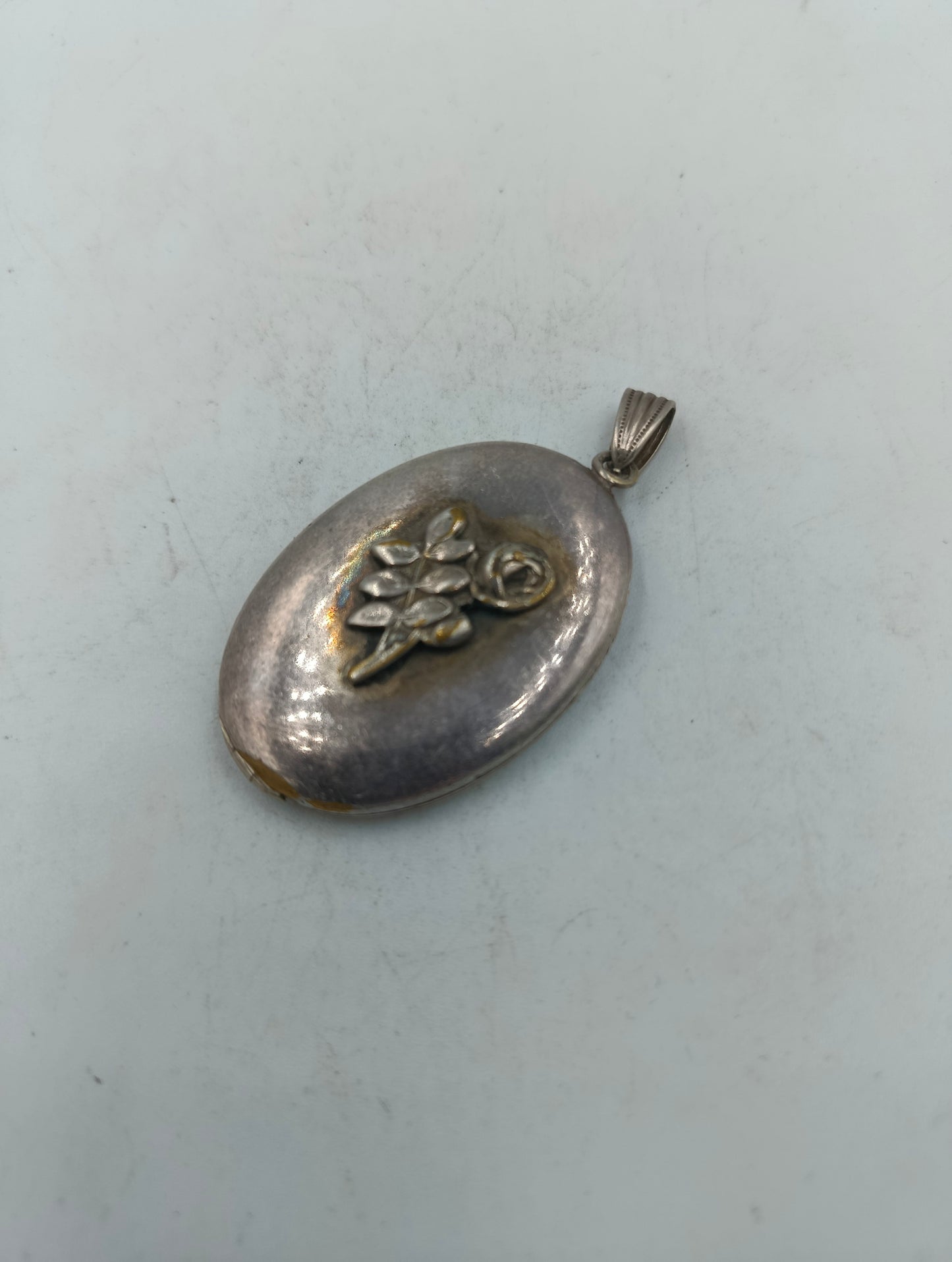 Vintage Silber Medaillon zum Öffnen Blumen Relief