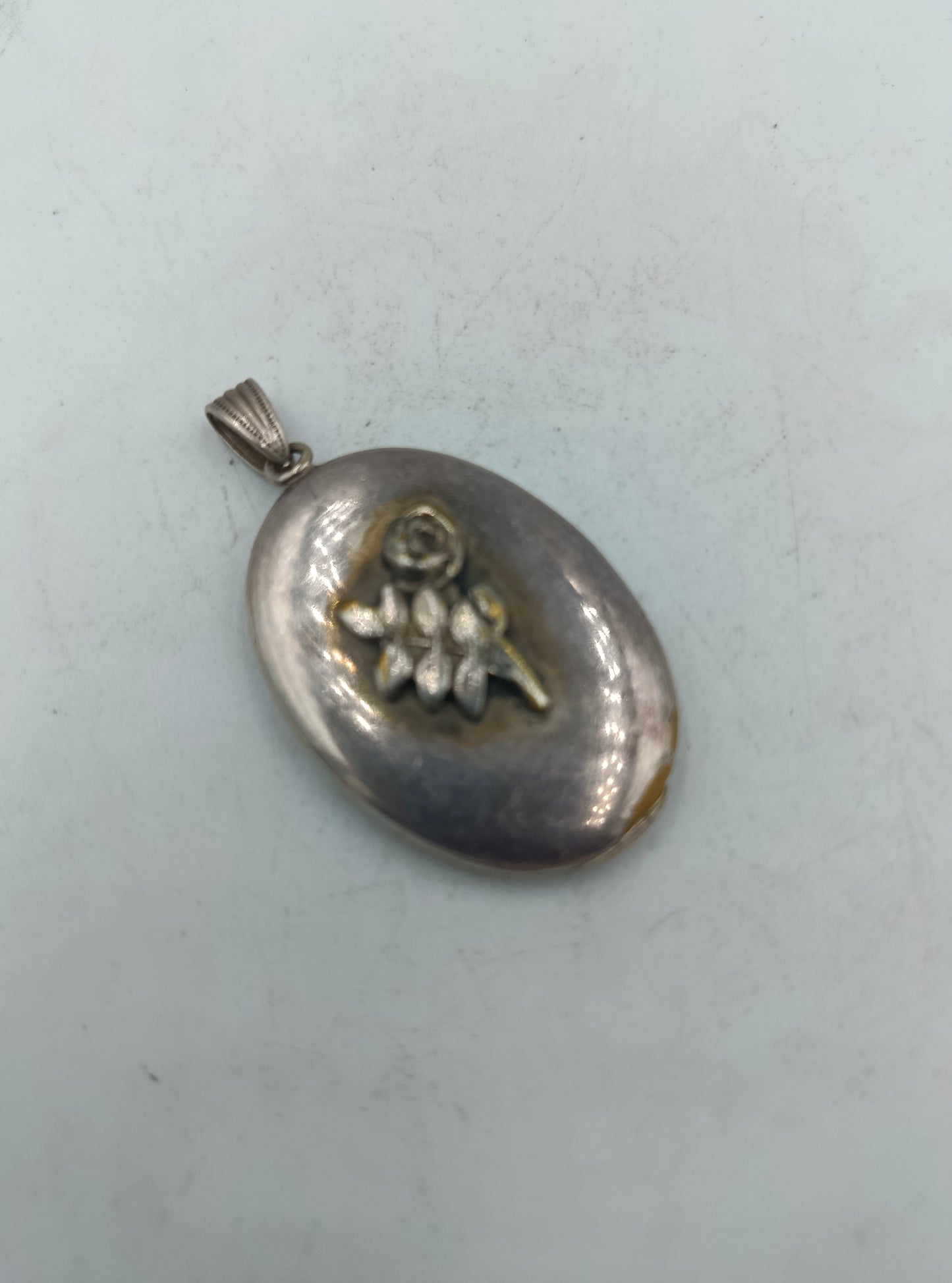 Vintage Silber Medaillon zum Öffnen Blumen Relief