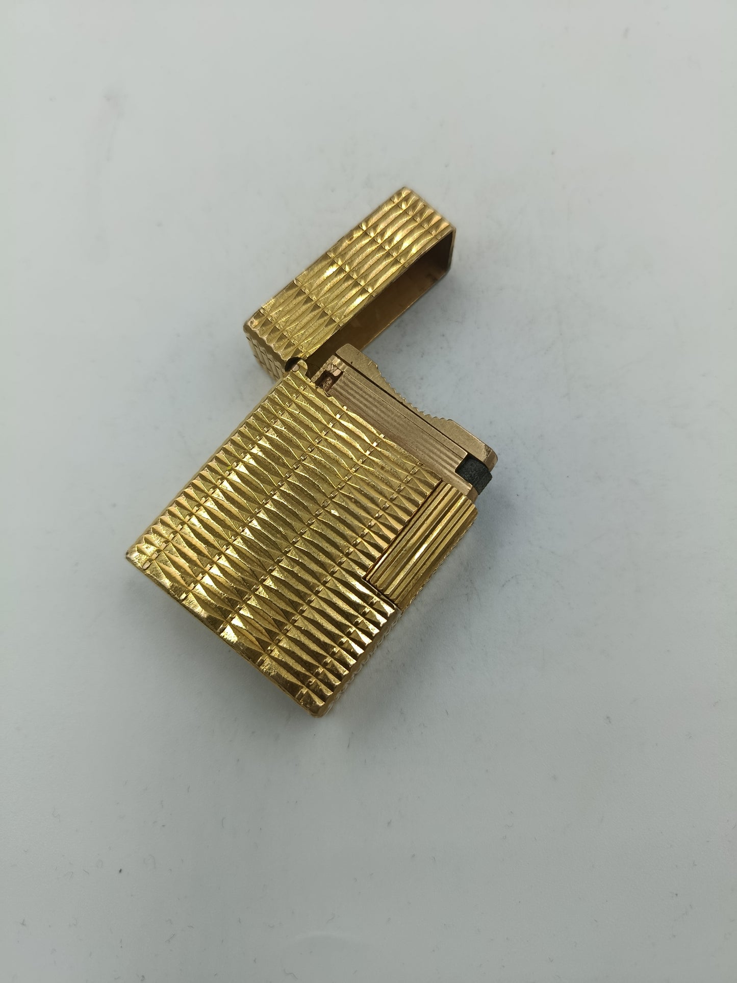 S.T. Dupont Ligne 1 Vintage Gasfeuerzeug goldfarben