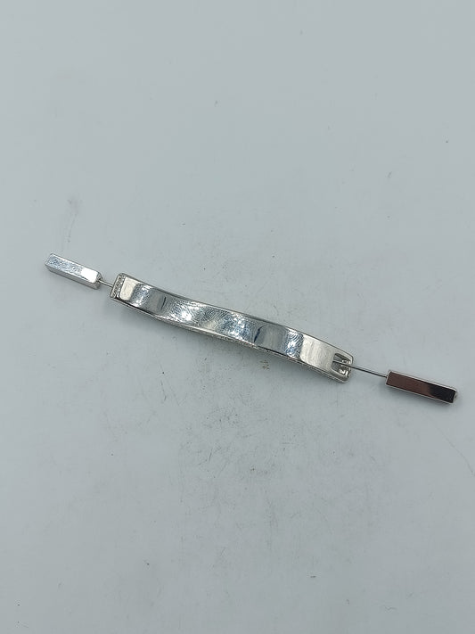 Moderne Anstecknadel Pierre Lang PL Stempel gehaemmertes Metall