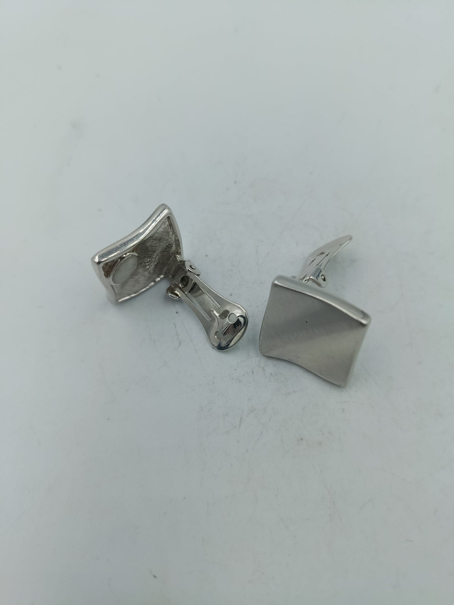 Elegante quadratische Ohrclips Pierre Lang PL Stempel Schmuck