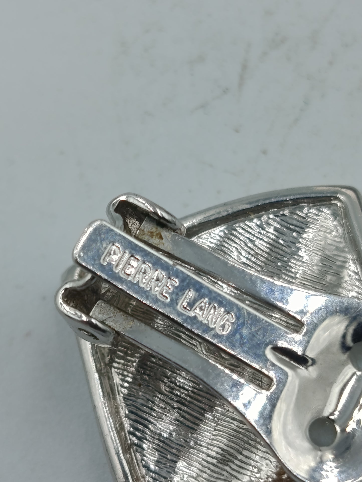 Elegante quadratische Ohrclips Pierre Lang PL Stempel Schmuck