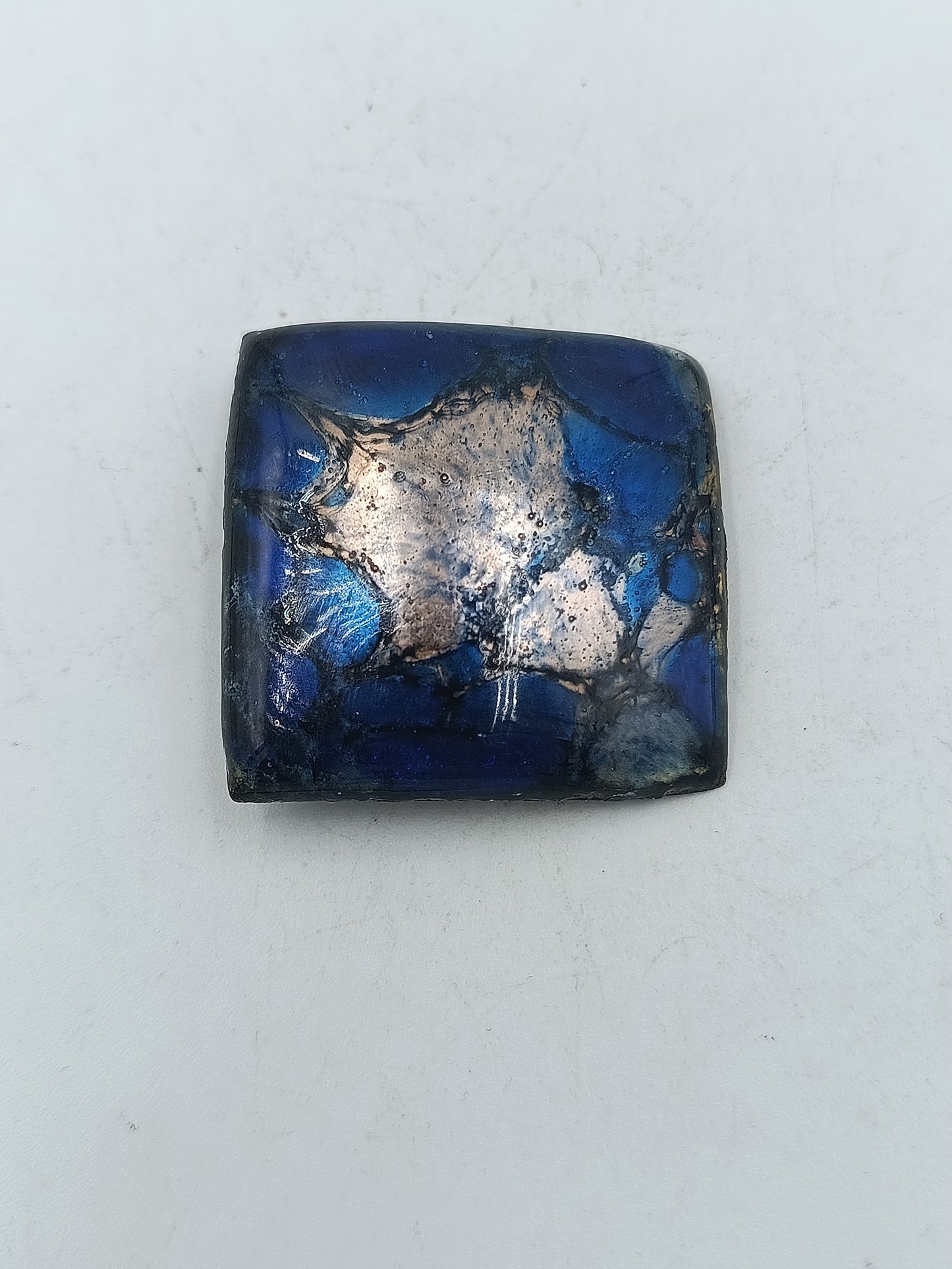 Quadratische Vintage Brosche blau kupferfarben Emaille Raku Stil