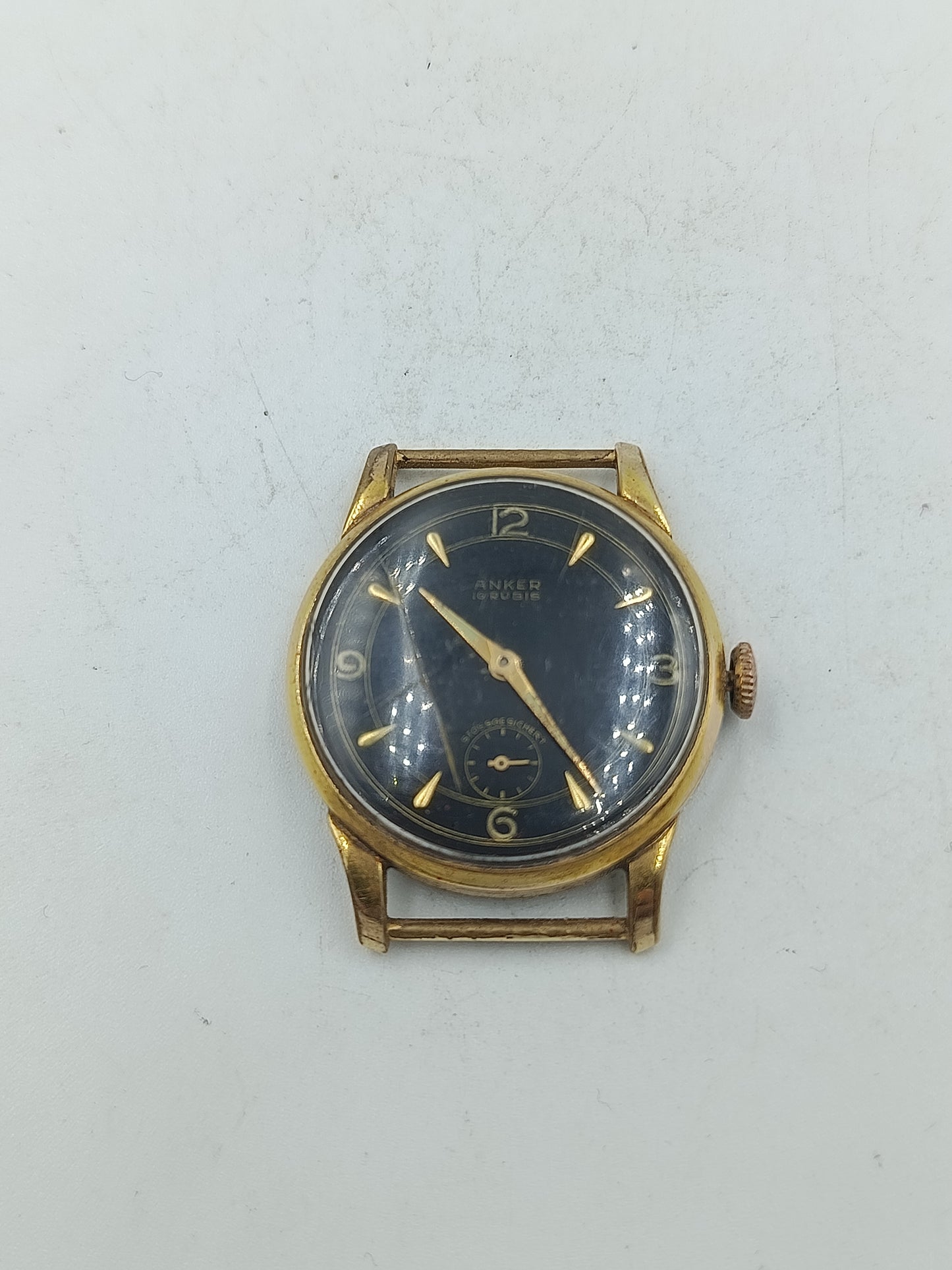 Vintage Anker Herrenuhr goldfarbenes Gehaeuse schwarzes Zifferblatt
