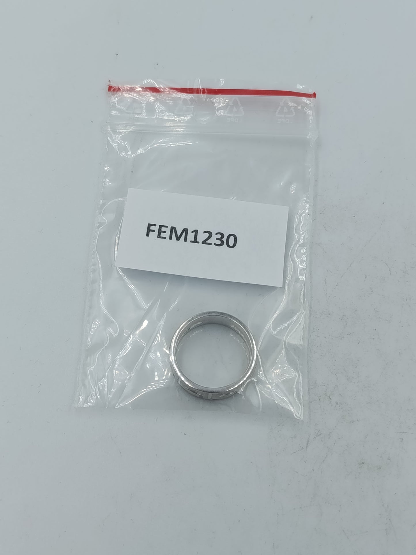 Damenring aus 925 Silber mit strukturierter Oberfläche