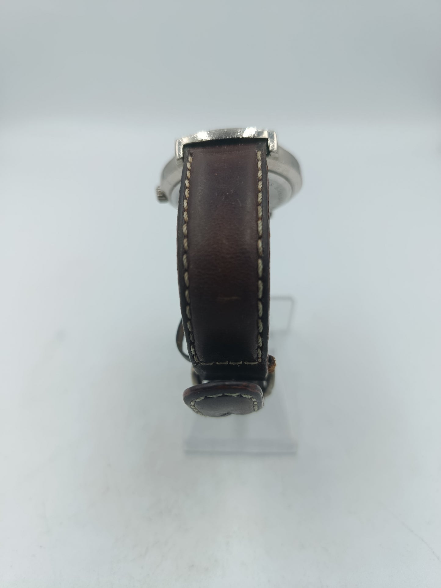 Camel Trophy Herrenarmbanduhr mit Lederband und Outdoor Design