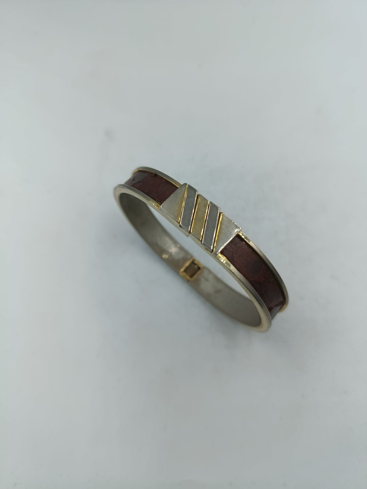 Elegantes Metallarmband in Goldoptik Zeitloses und elegantes Design