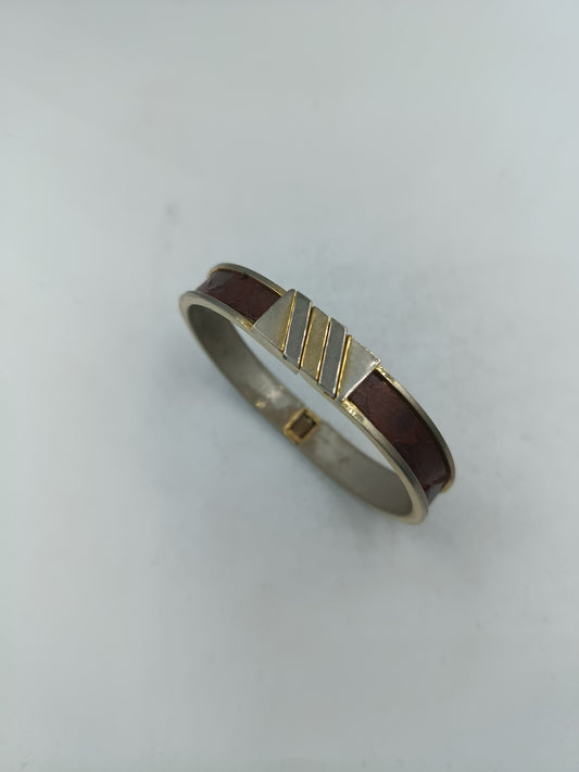 Elegantes Metallarmband in Goldoptik Zeitloses und elegantes Design