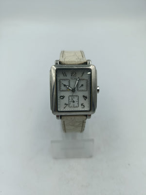 TCM Armbanduhr mit rechteckigem Gehäuse hellem Zifferblatt