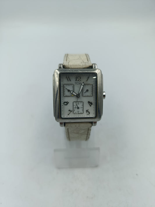 TCM Armbanduhr mit rechteckigem Gehäuse hellem Zifferblatt und Multifunktionsanzeige