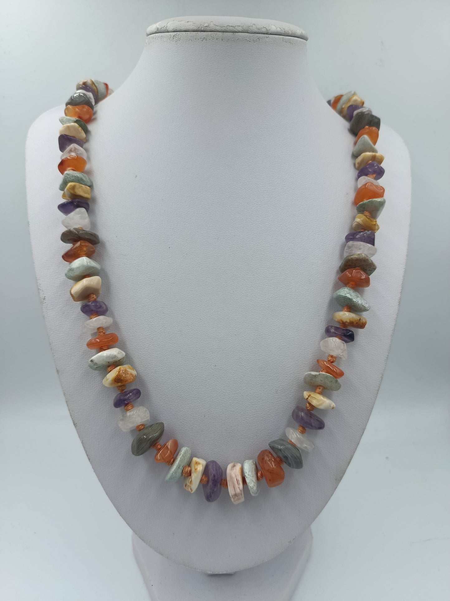 Mehrfarbige Edelstein Halskette im natürlichen Stil mit harmonischer Steinmischung