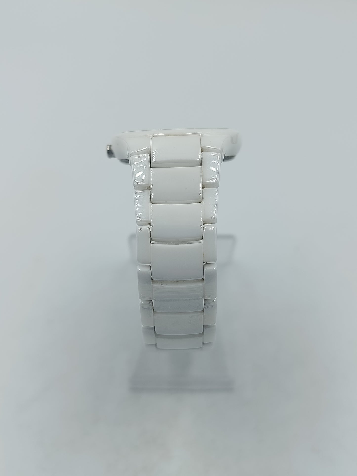 Weiße Boccia Keramik-Armbanduhr mit modernem, zeitlosem Design