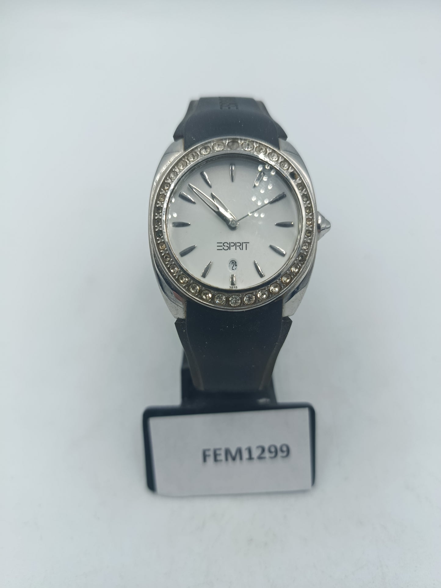 Esprit Damenarmbanduhr mit funkelnder Zierlünette und sportlich-elegantem Design