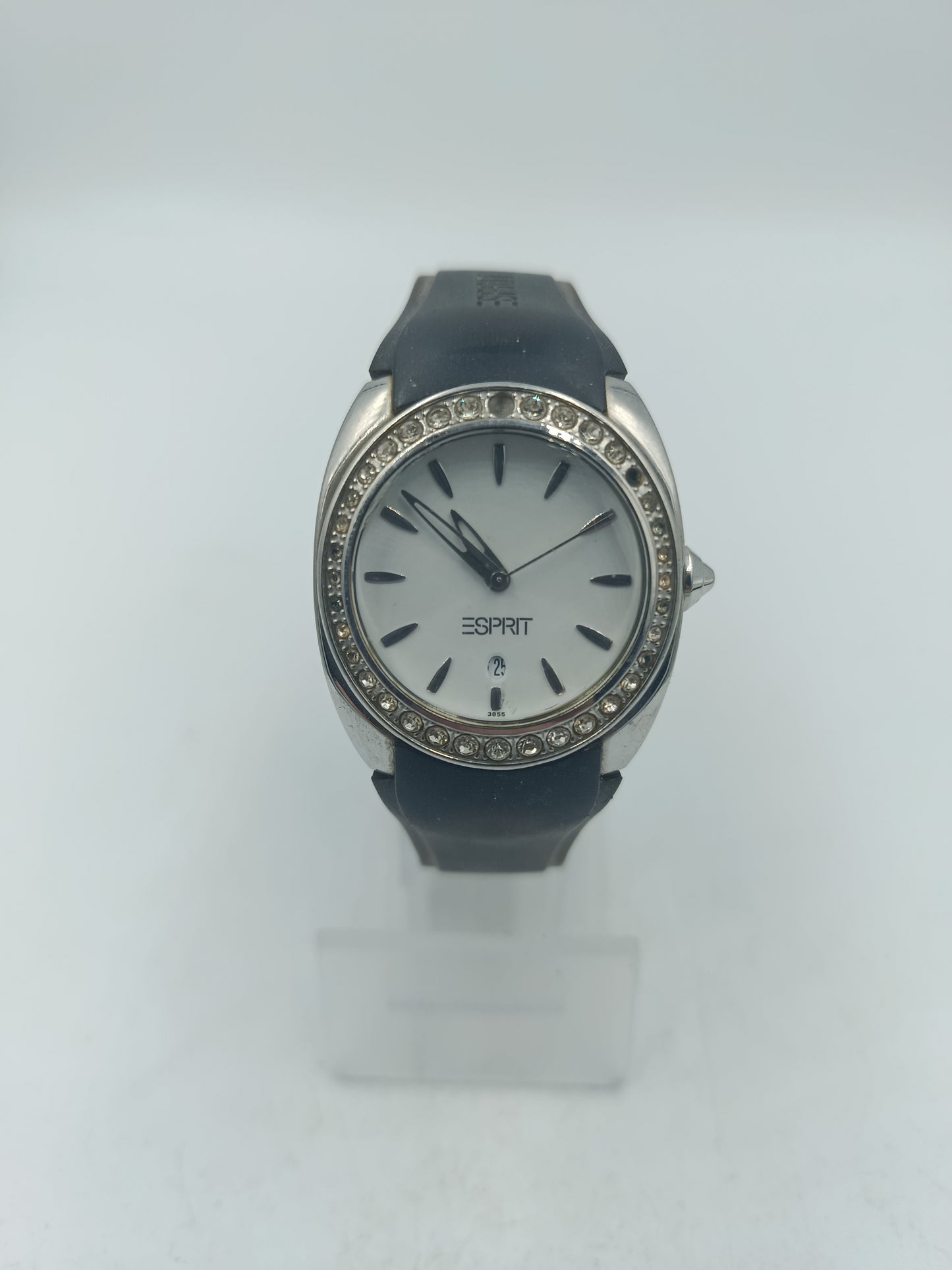 Esprit Damenarmbanduhr mit funkelnder Zierlünette und sportlich-elegantem Design