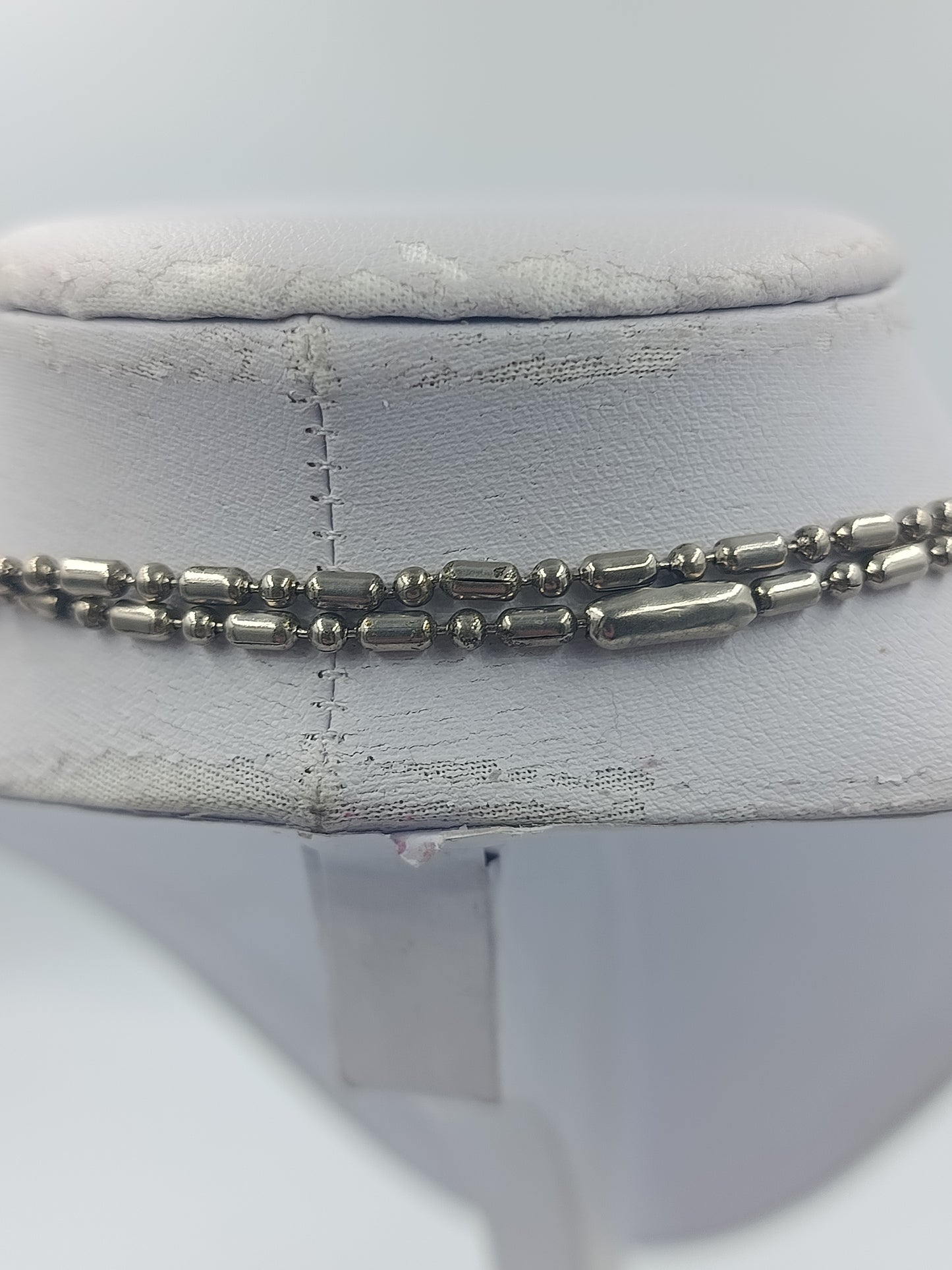 Zweireihige Halskette in Silberoptik mit zylindrischen Gliedern