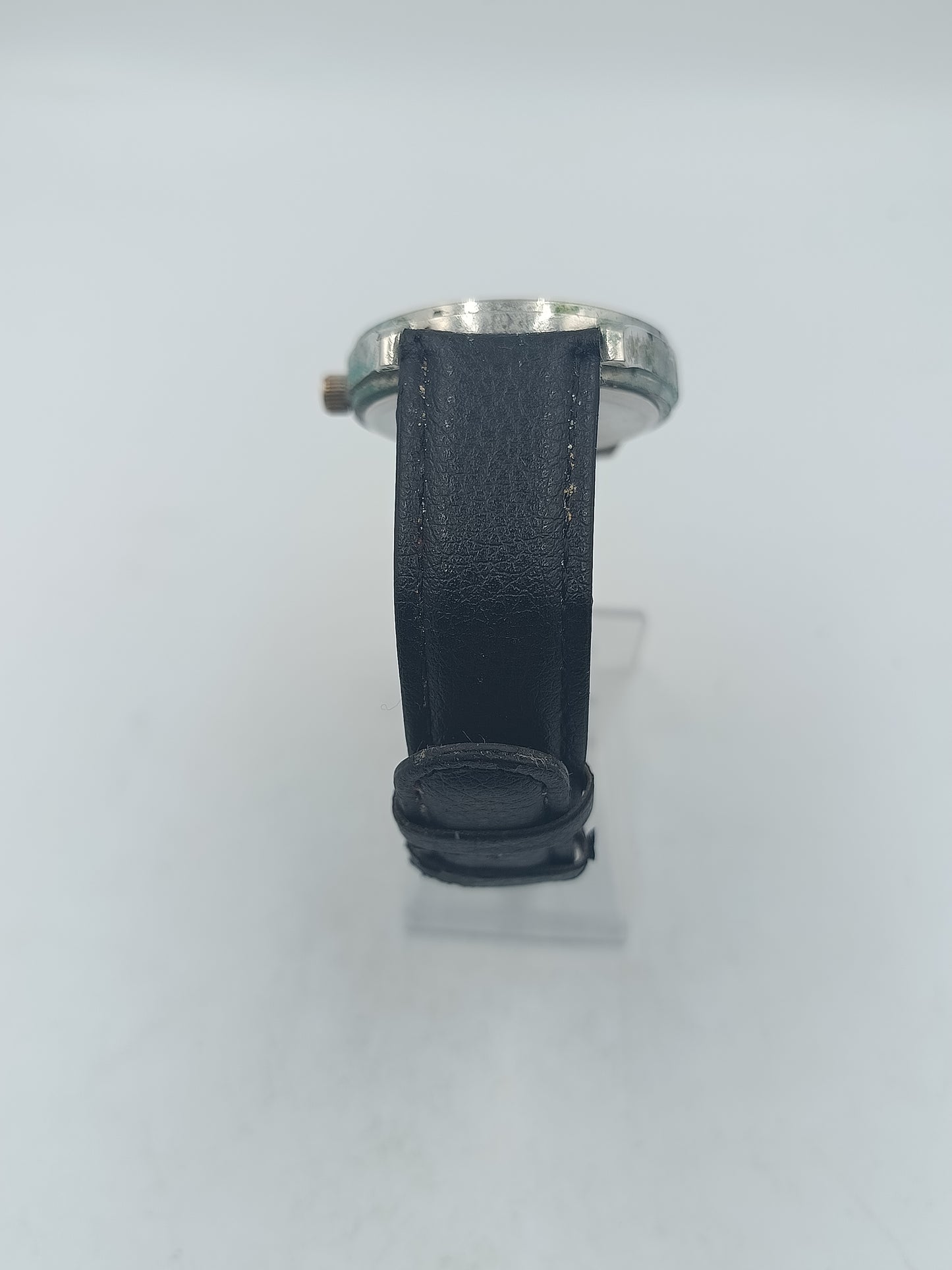 Eiger White Edition Armbanduhr mit Lederarmband Weiss Klassisch Design