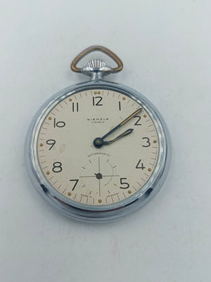 Runde mechanische Taschenuhr in Silberoptik mit klassischem Zifferblatt