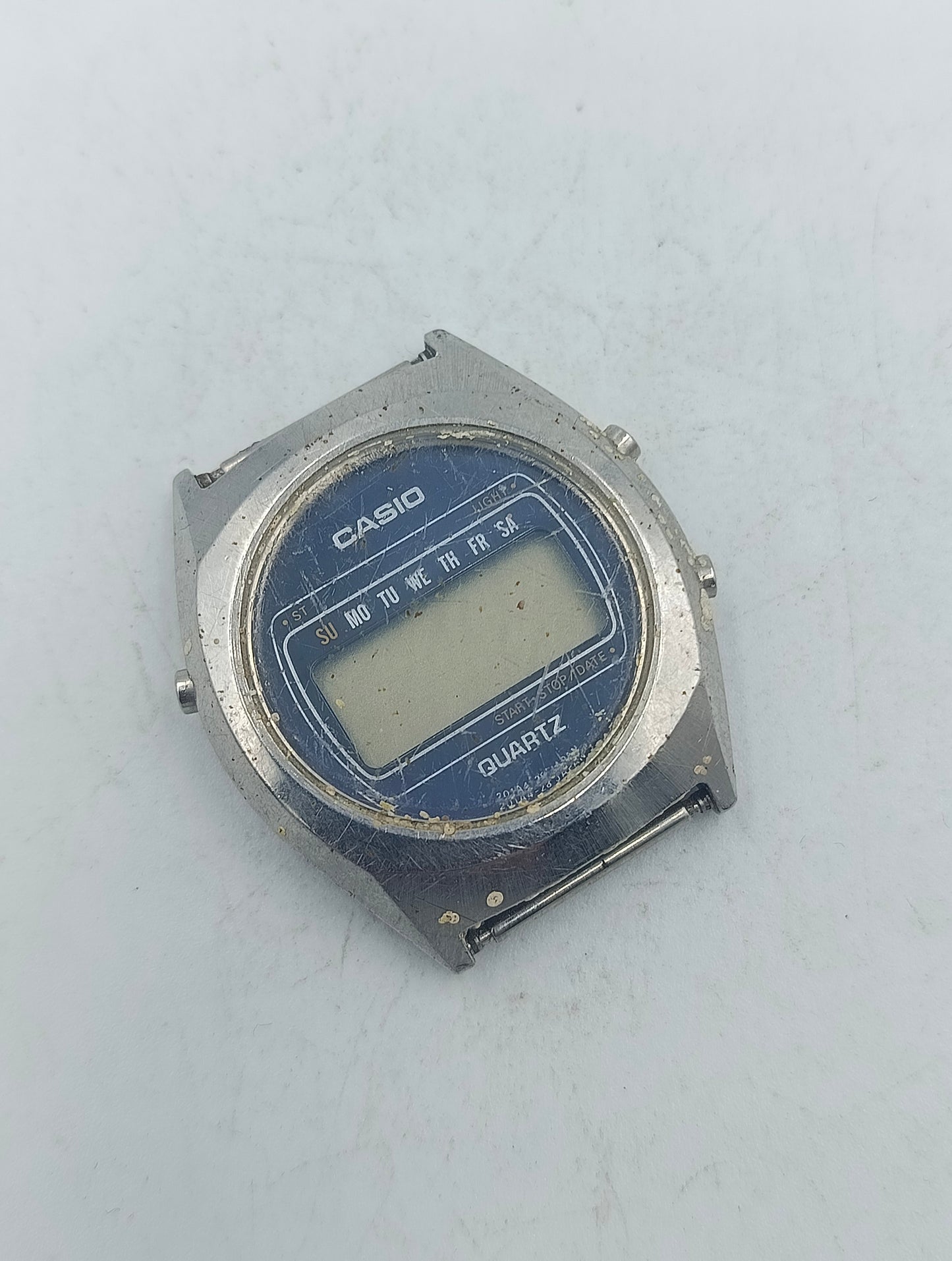 Digitale Armbanduhr Casio Quartz mit klassischem Retro Design