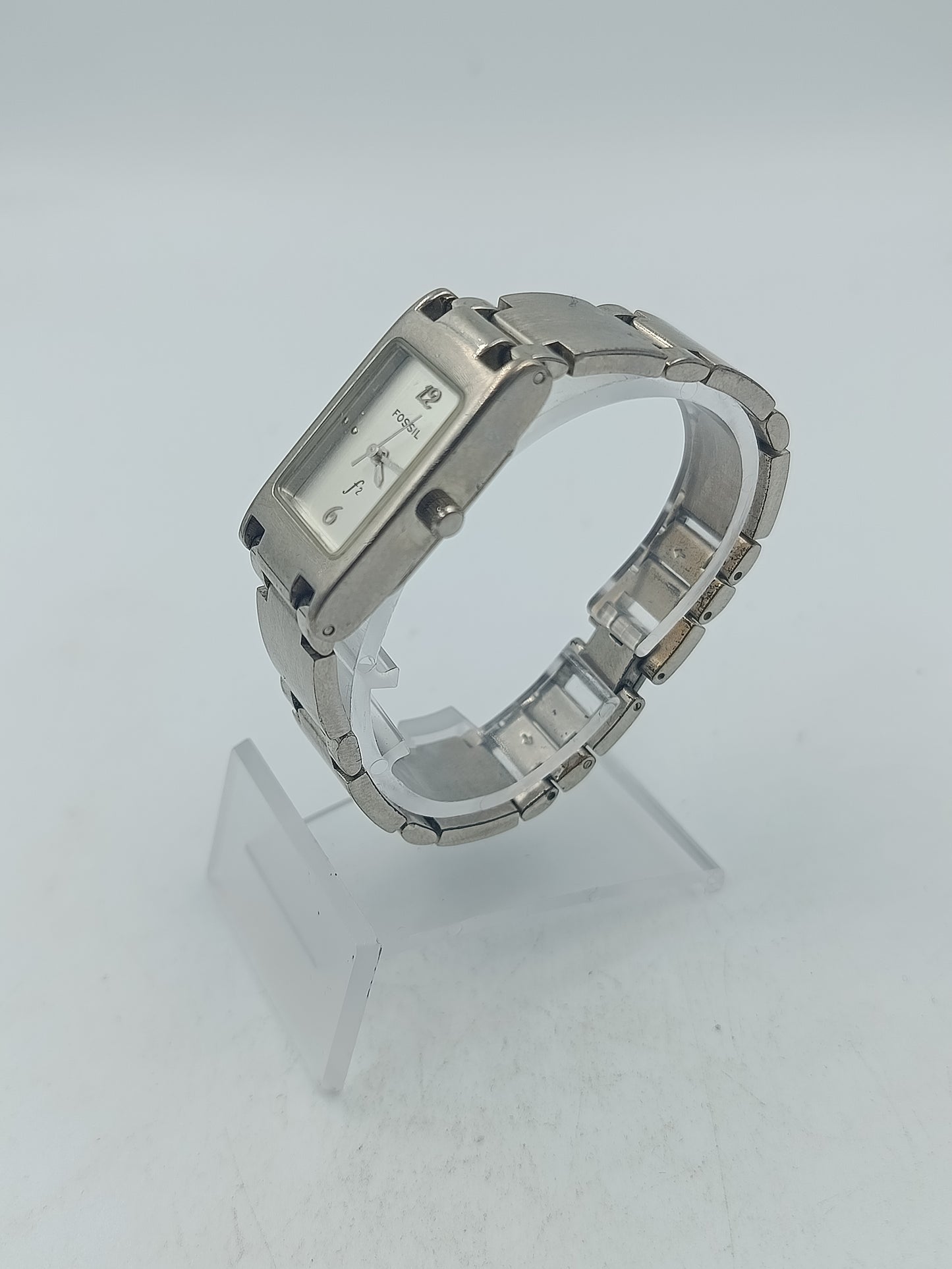 Analoge Armbanduhr Fossil Quartz mit elegantem rechteckigem Design