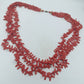 Mehrreihige Korallenkette rot naturbelassen mit Karabinerverschluss