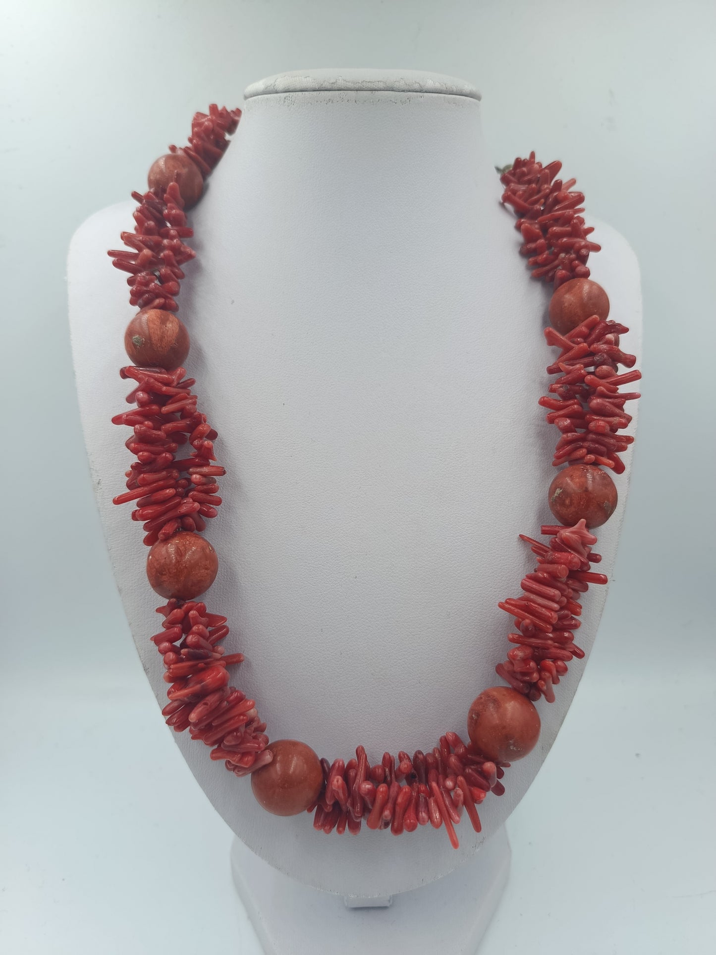 Mehrreihige Korallen Halskette mit 925 Silber Verschluss