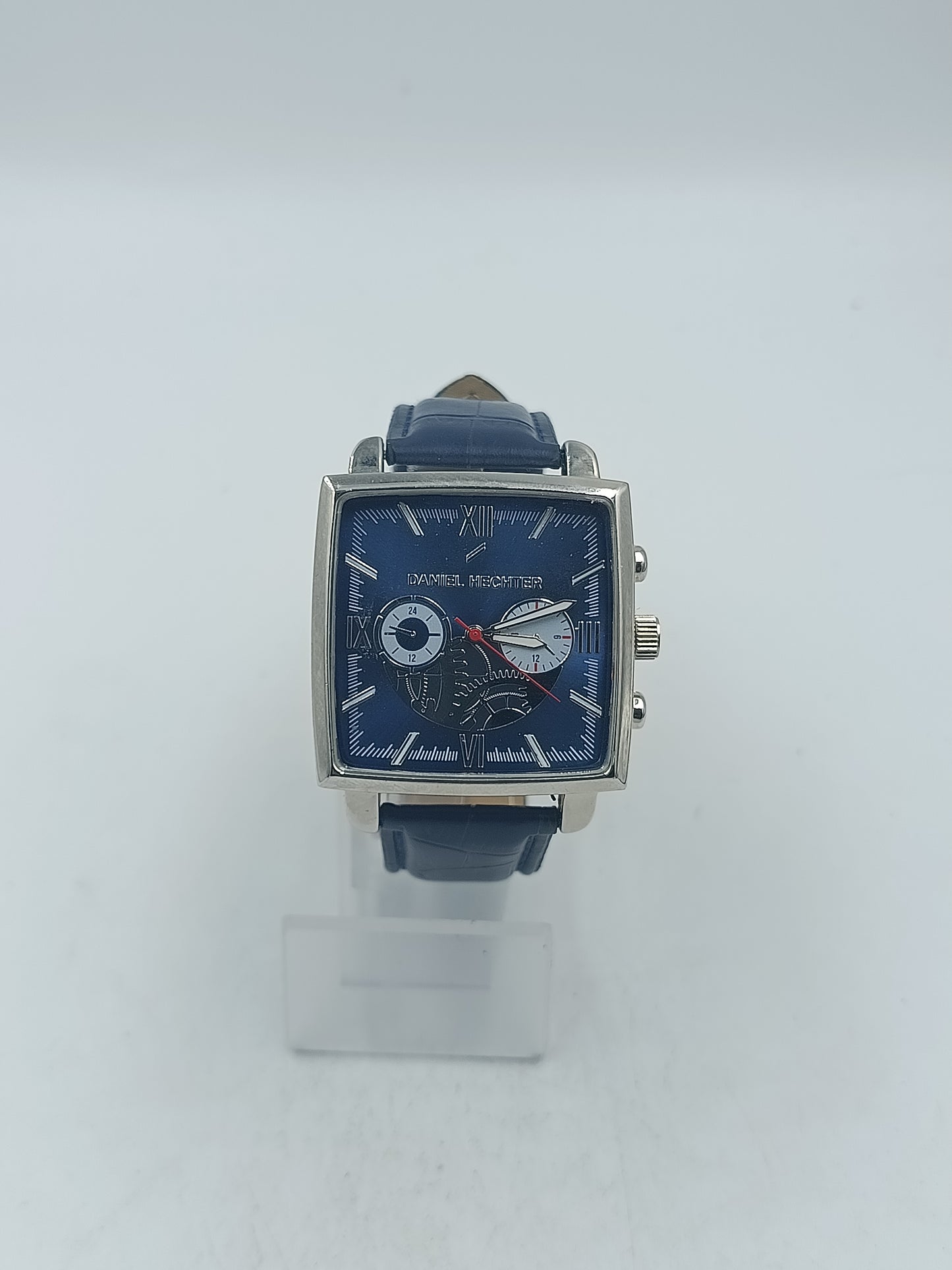 Analoge Armbanduhr Daniel Hechter mit blauem Zifferblatt