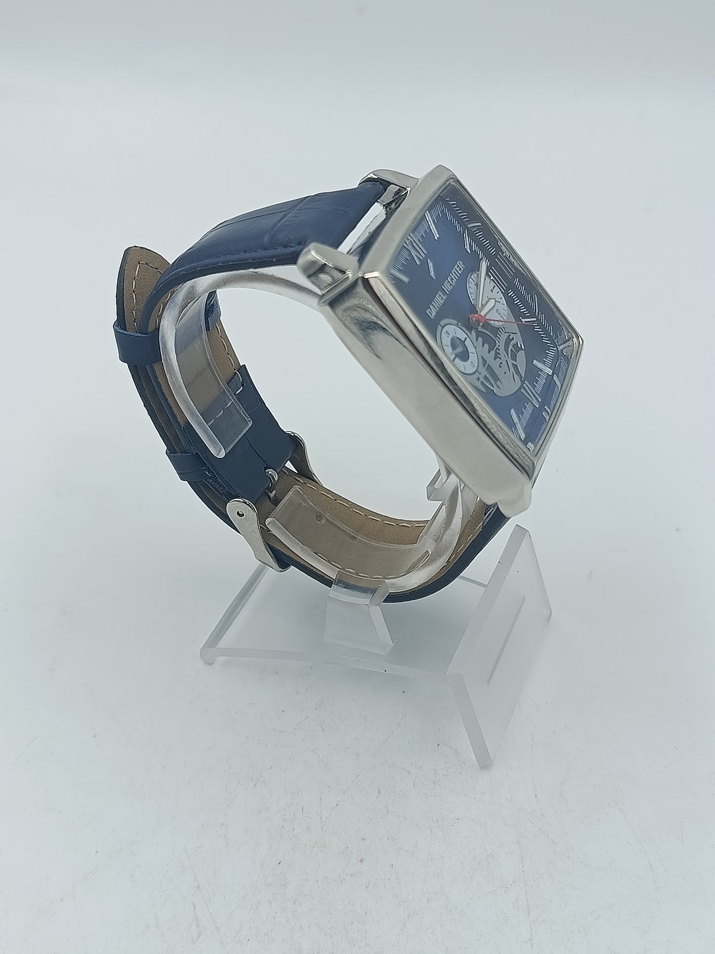 Analoge Armbanduhr Daniel Hechter mit blauem Zifferblatt
