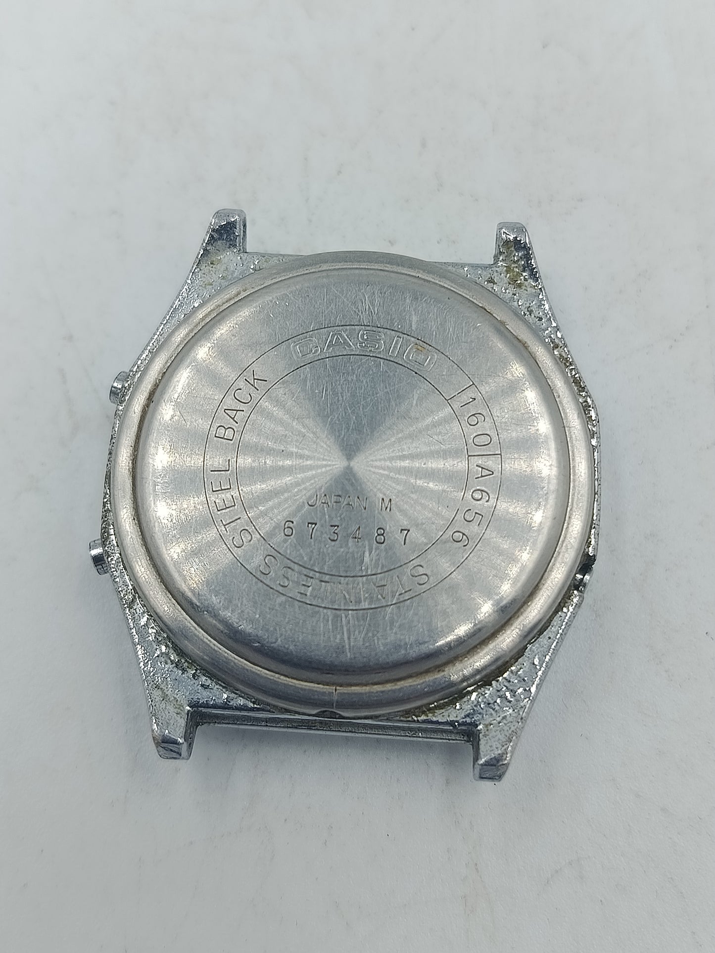 Digitale Armbanduhr Casio Alarm Chronograph Gehäuse silberfarben