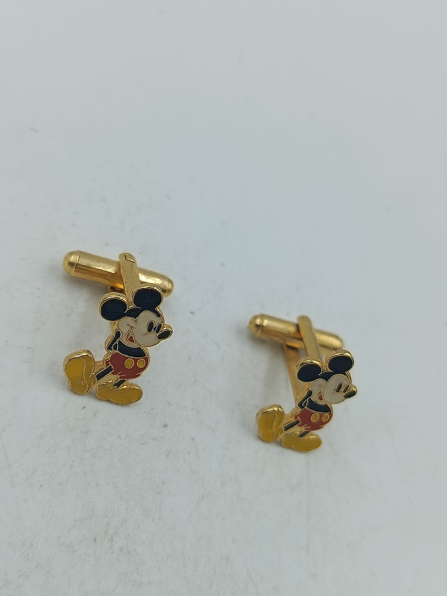 Micky Manschettenknöpfe goldfarben mit farbiger Emaille im klassischen Disney Stil