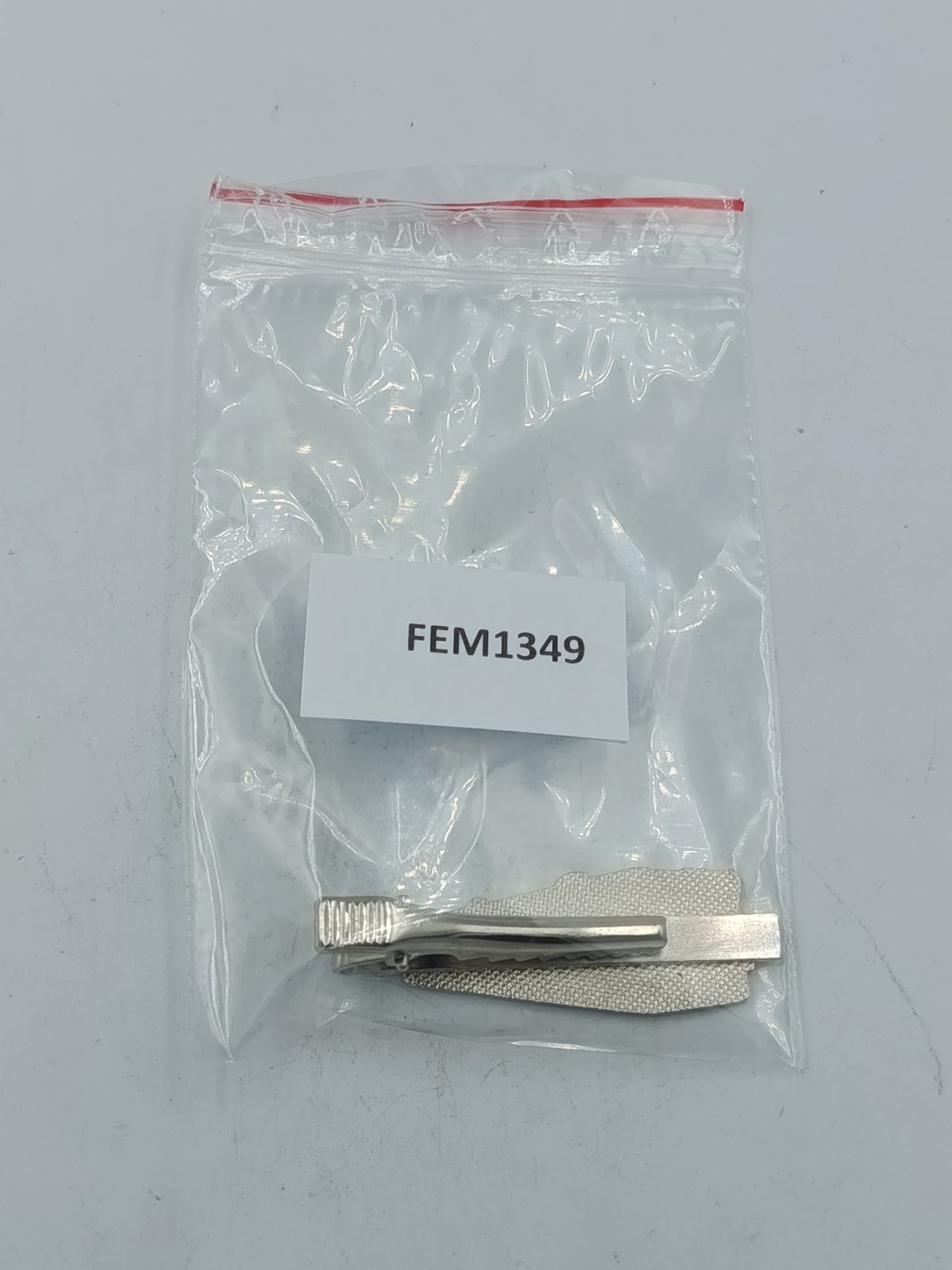 Krawattenklammer Bus Motiv silberfarben mit gelber Lackierung im klassischen Stadtstil