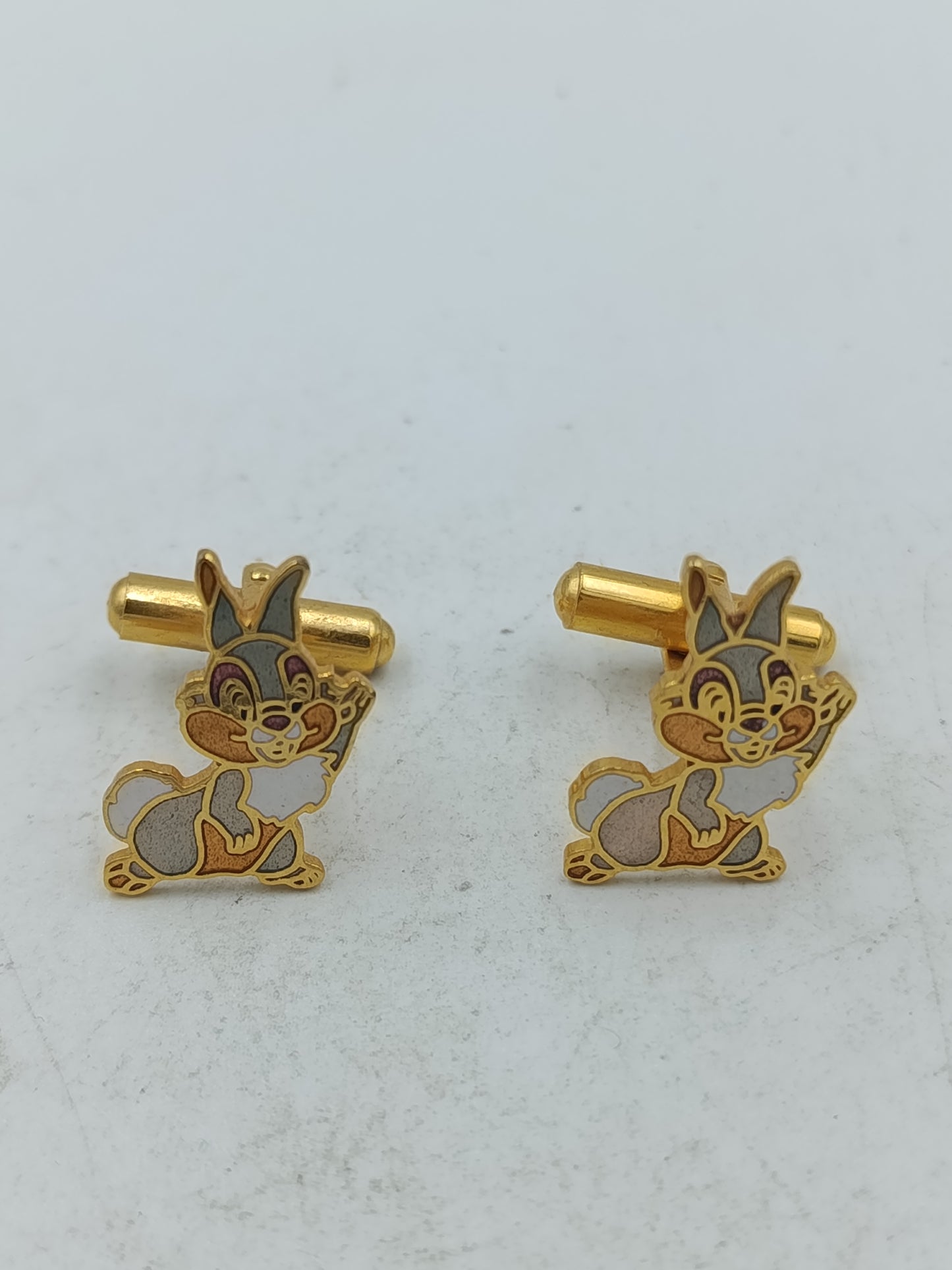 Goldfarbene Manschettenknöpfe mit Hasenmotiv in verspieltem elegantem Design