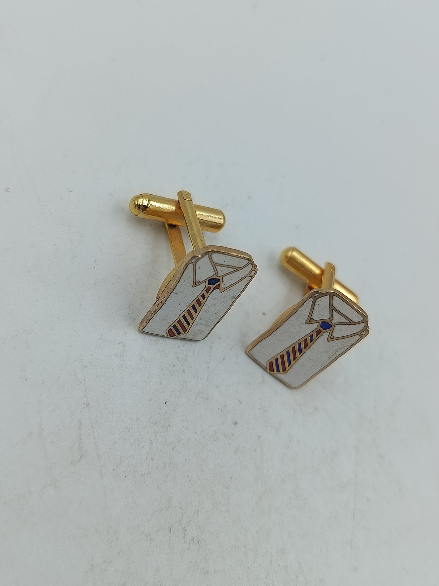 Hemd und Krawatte Manschettenknöpfe in goldfarbener Optik mit farbiger Emaille