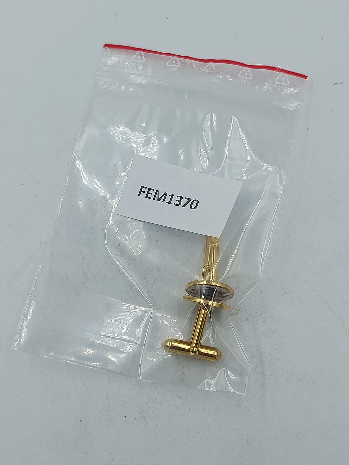 Elefant Manschettenknöpfe in goldfarbener Optik mit heller Emaille