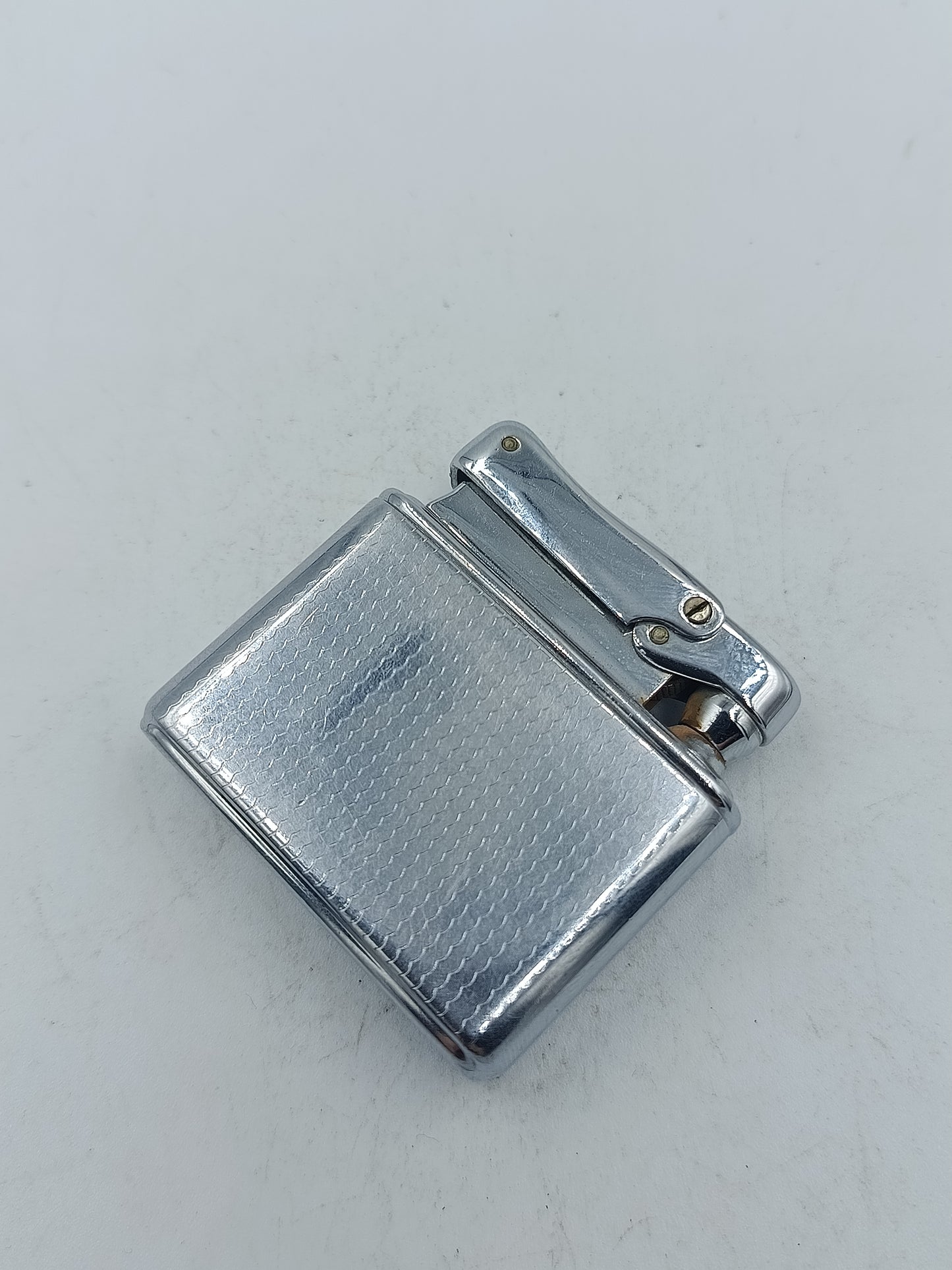 Juwelo Feuerzeug silberfarben klassisches Design