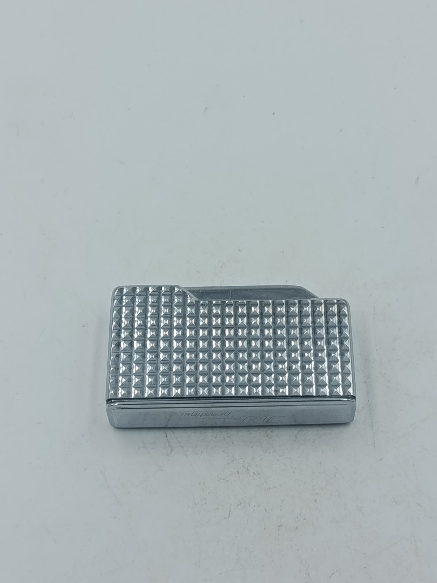 Juwelo Feuerzeug silberfarben  klassisches Design