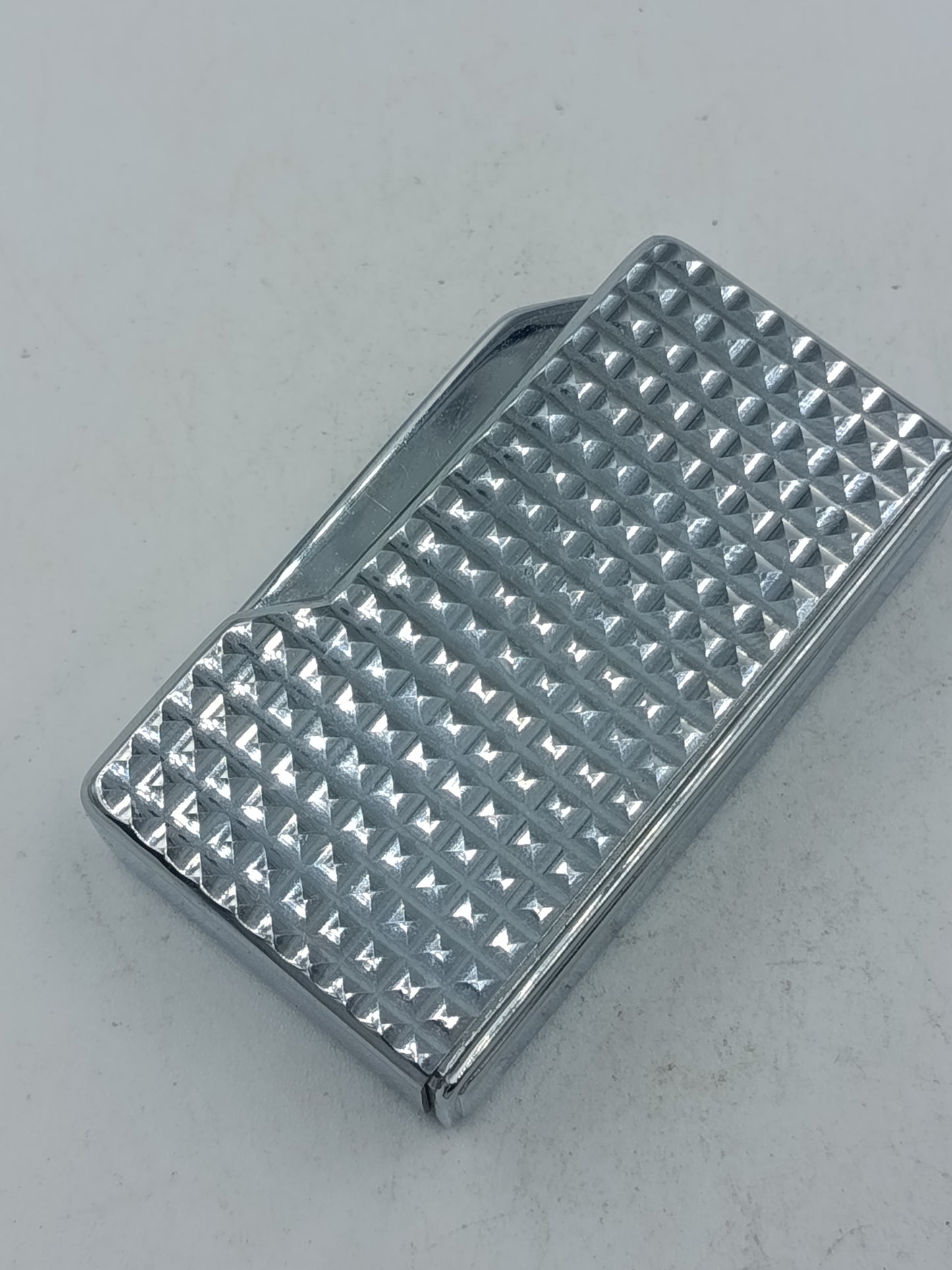 Juwelo Feuerzeug silberfarben  klassisches Design