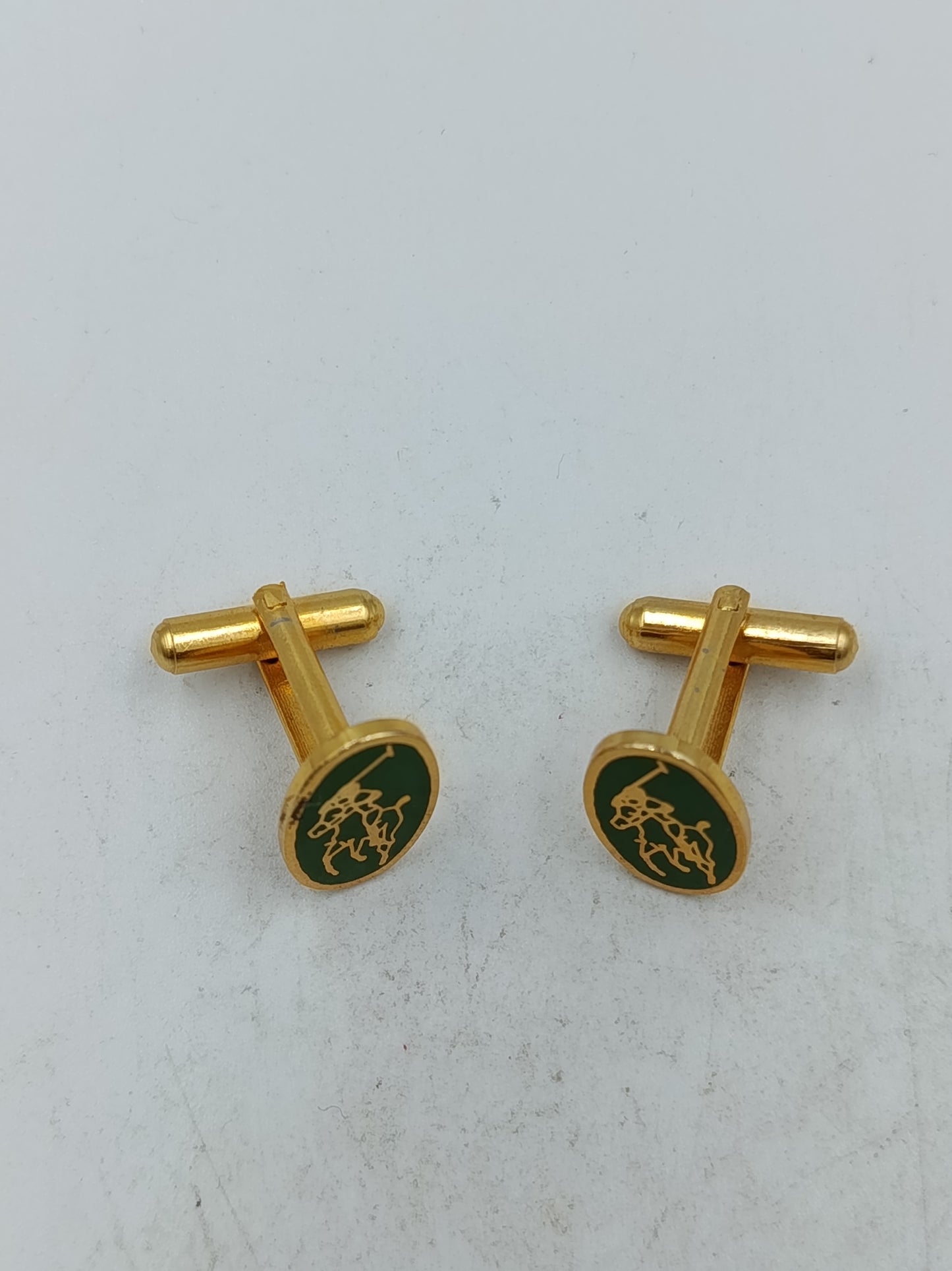 Elegante Manschettenknöpfe goldfarben mit grünem Polospieler Motiv