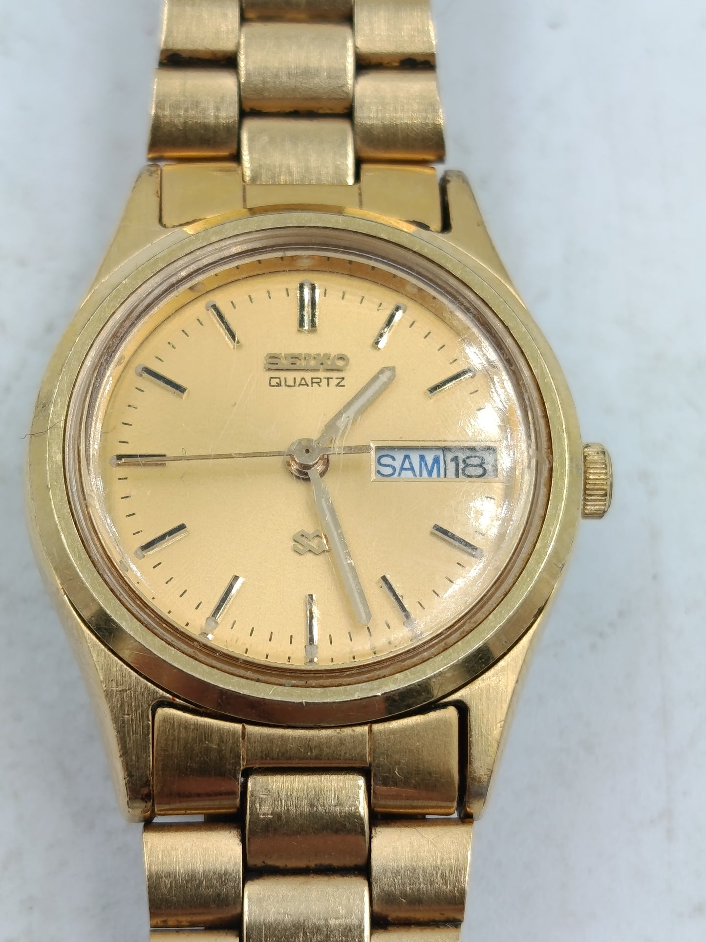 Seiko Quartz Armbanduhr goldfarben mit Datumsanzeige