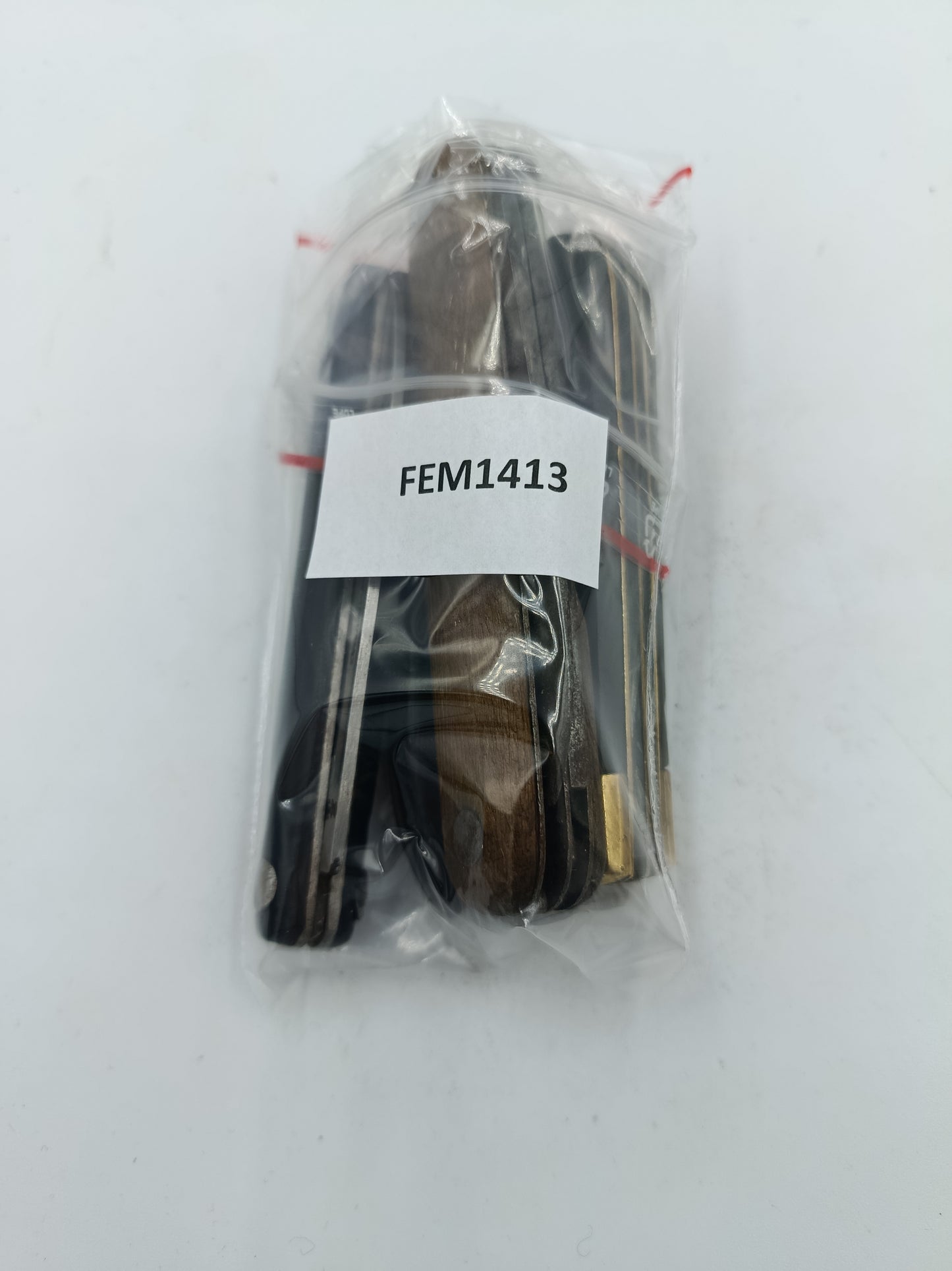 Klappmesser Set aus verschiedenen Taschenmessern mit Holz und Kunststoffgriffen