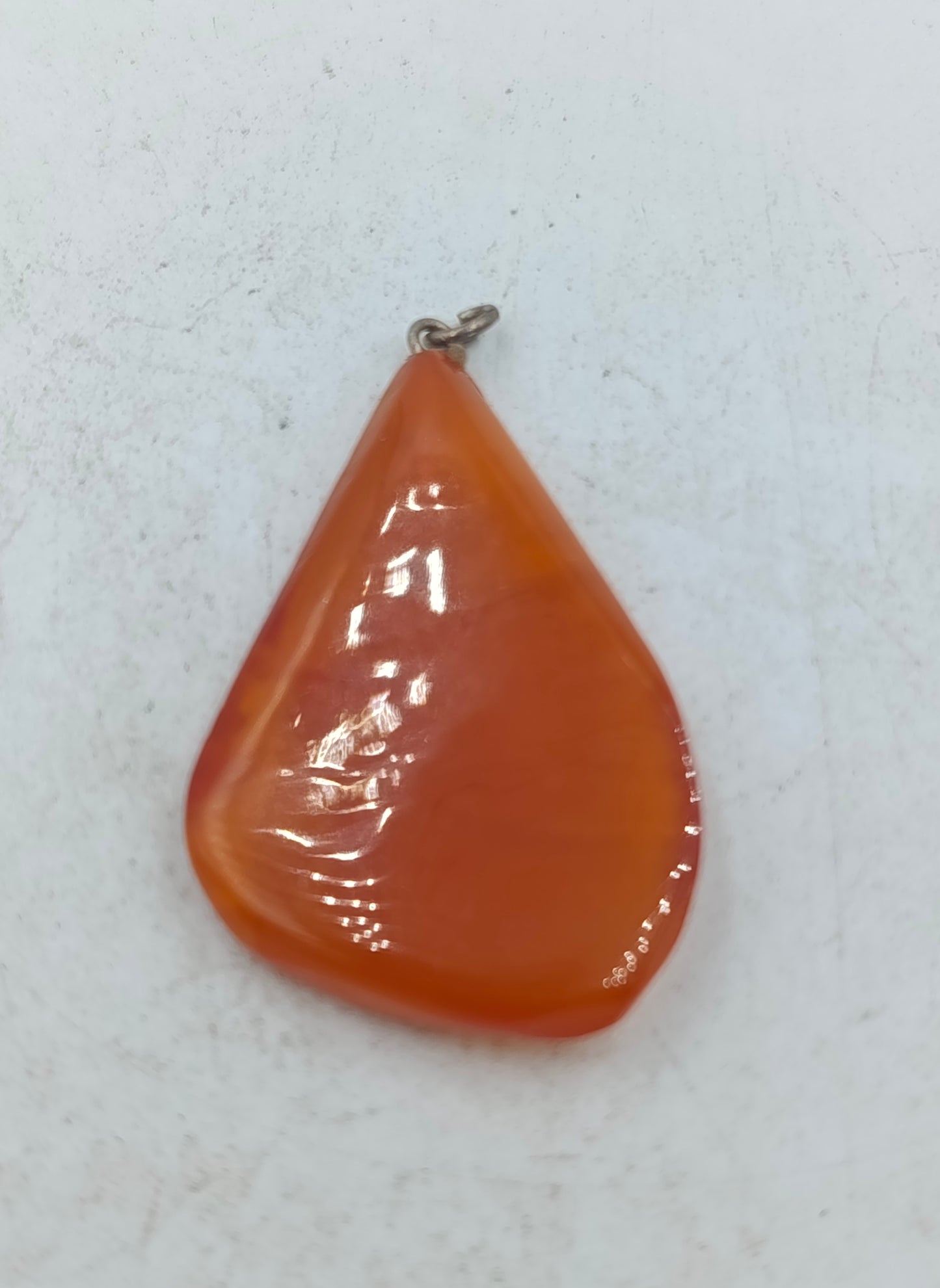 Tropfen Anhänger in warmen Bernstein Orangetönen
